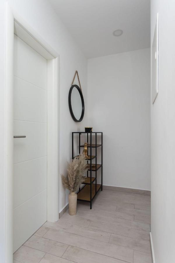 Bloom Apartment Split Exterior foto
